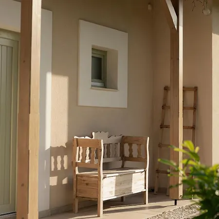 Macskalepcsos Boutique Apartahotel Dörgicse